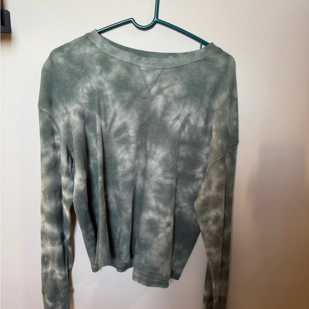 Wild Fable Green Tie-Dye Long Sleeve Shirt - Picture 1 of 2